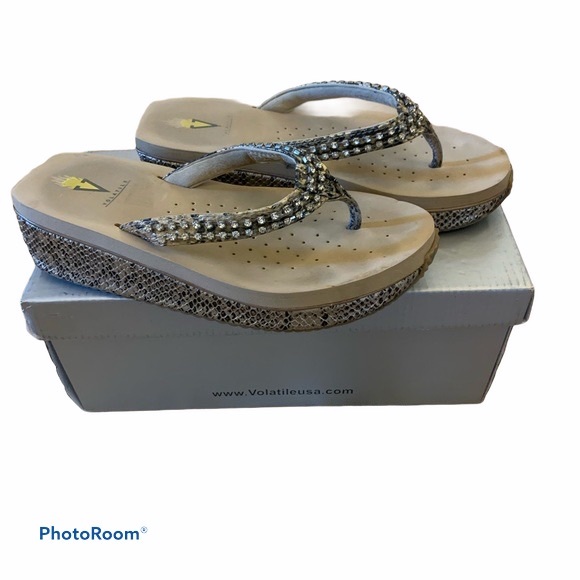 Volatile Valerie 2 Bronze Python Print Flip Flop 6